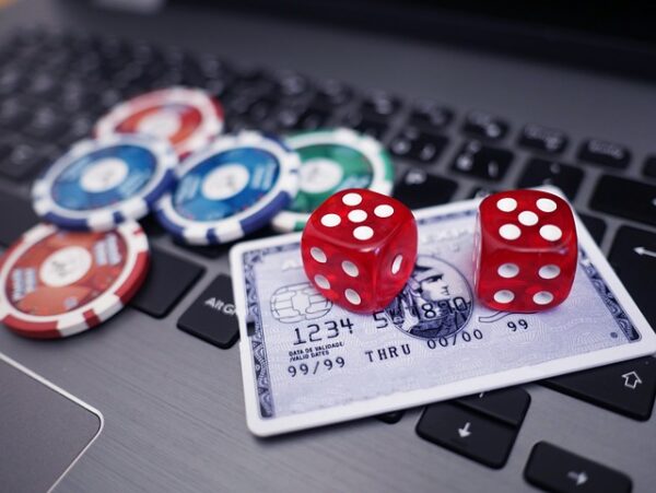 Er online casinoer sikre? En guide til at beskytte dine penge